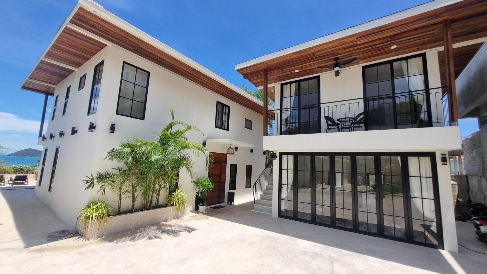 Fishman Beachfront *